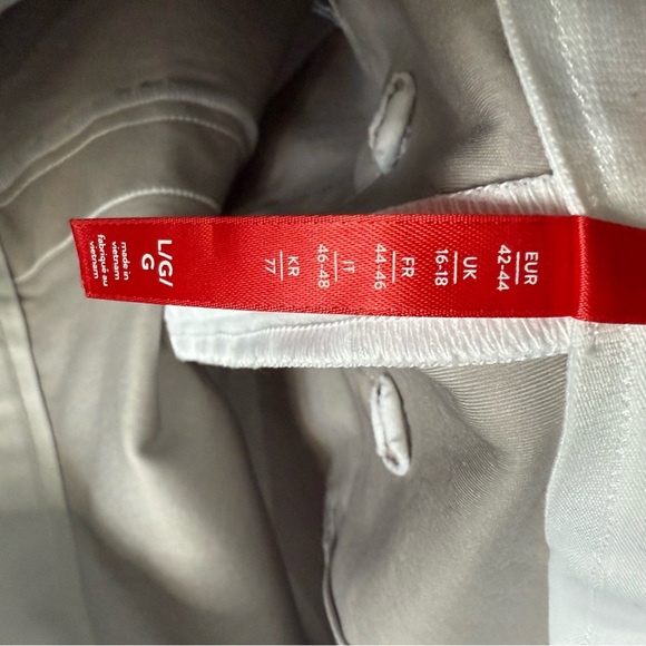 SPANX White Straight Leg Pants - Picture 13 of 13